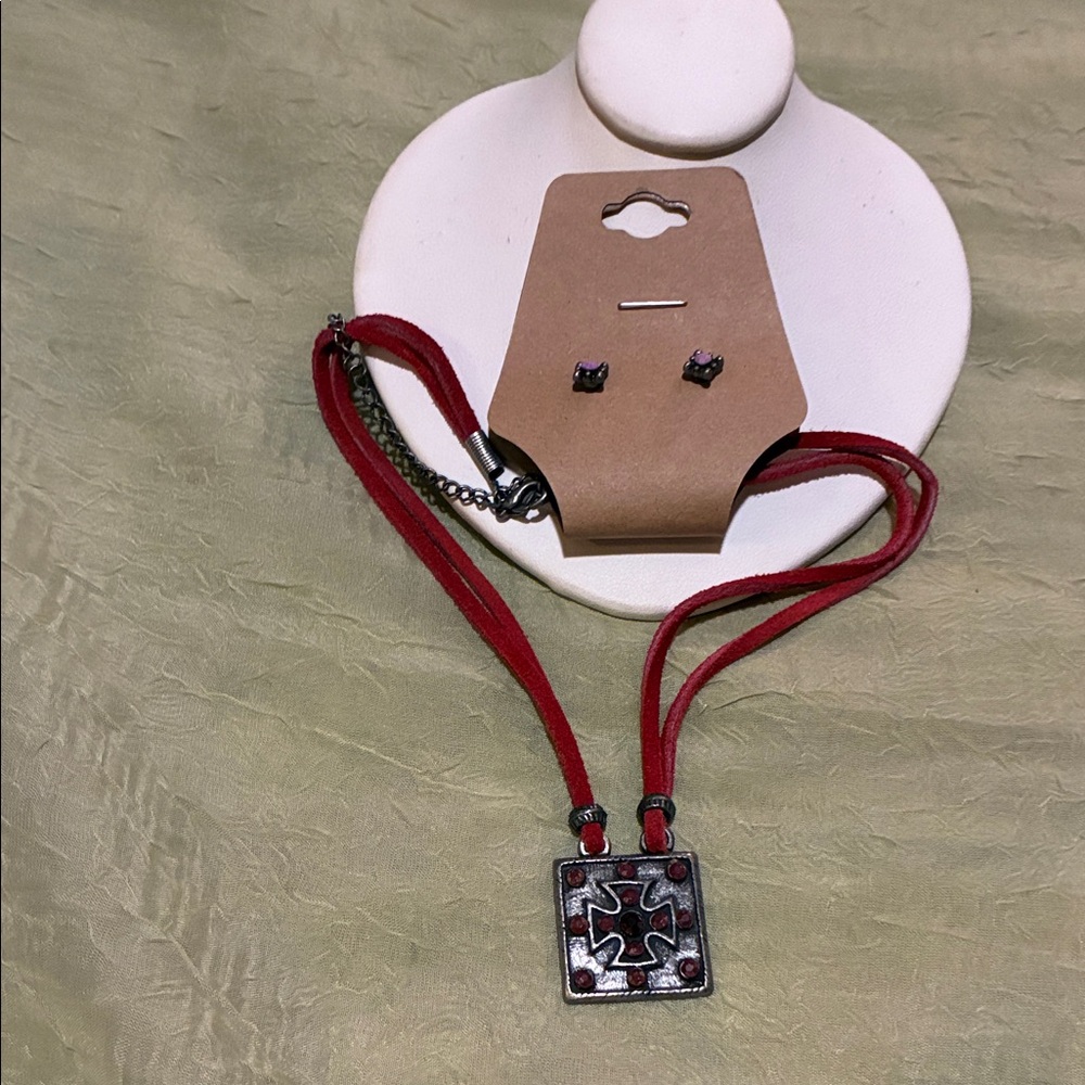 Red Cross Pendant Necklace Set